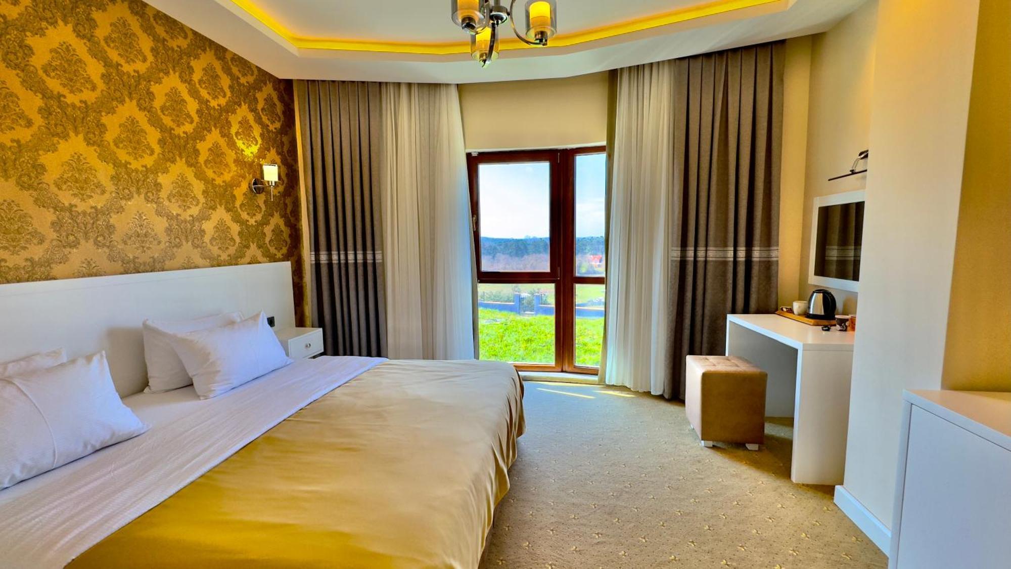 Green Roof Hotel & Spa Terkos Екстериор снимка