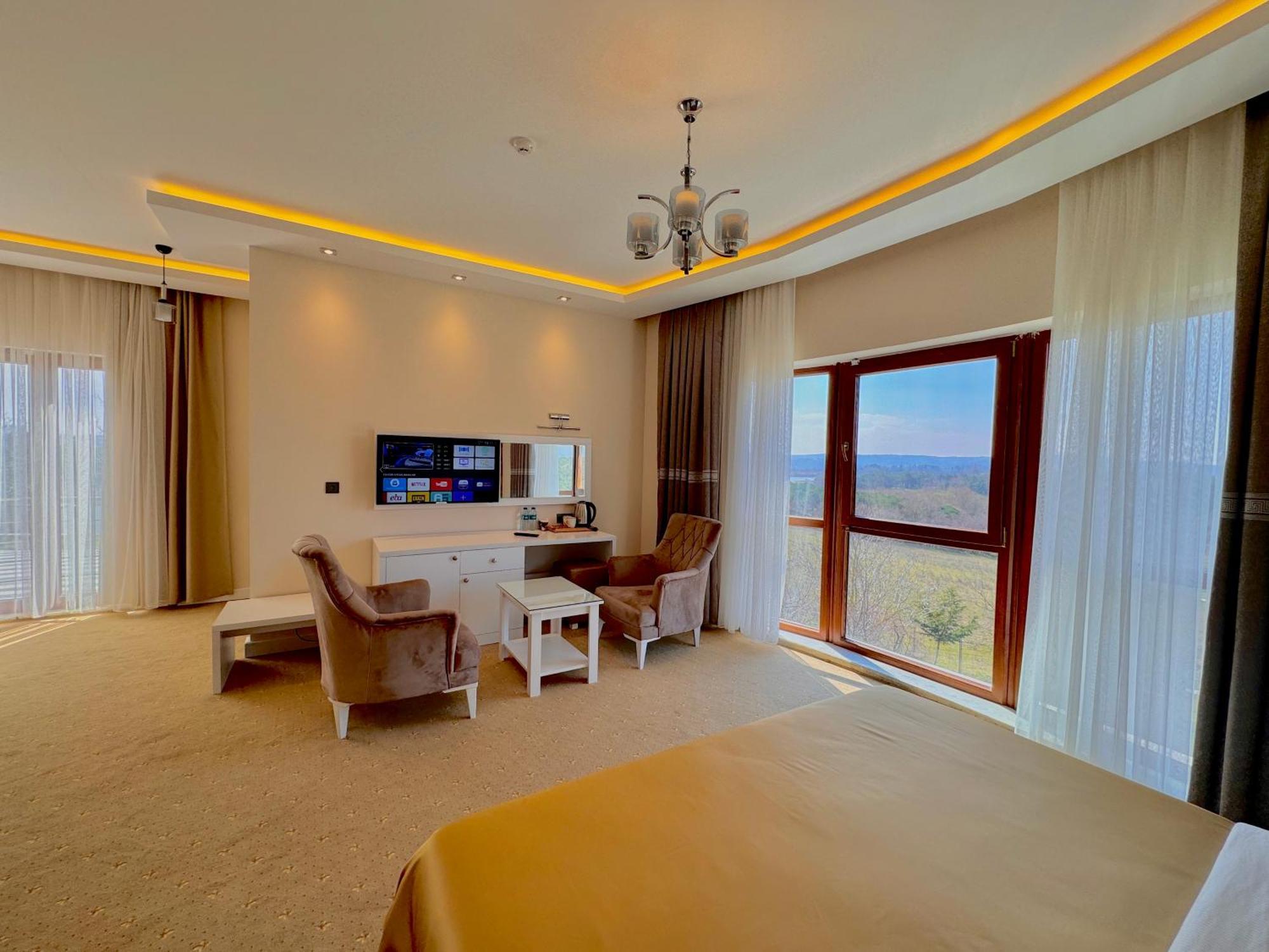Green Roof Hotel & Spa Terkos Екстериор снимка