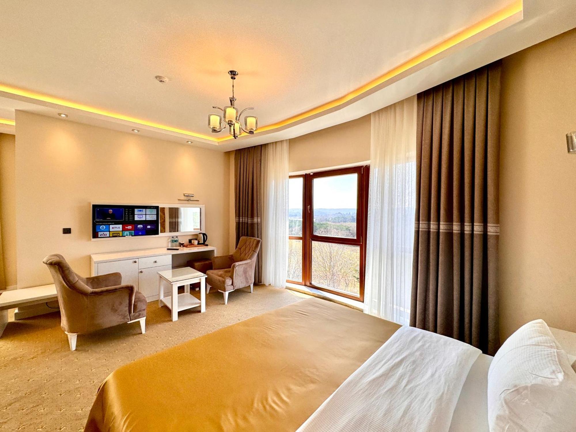 Green Roof Hotel & Spa Terkos Екстериор снимка