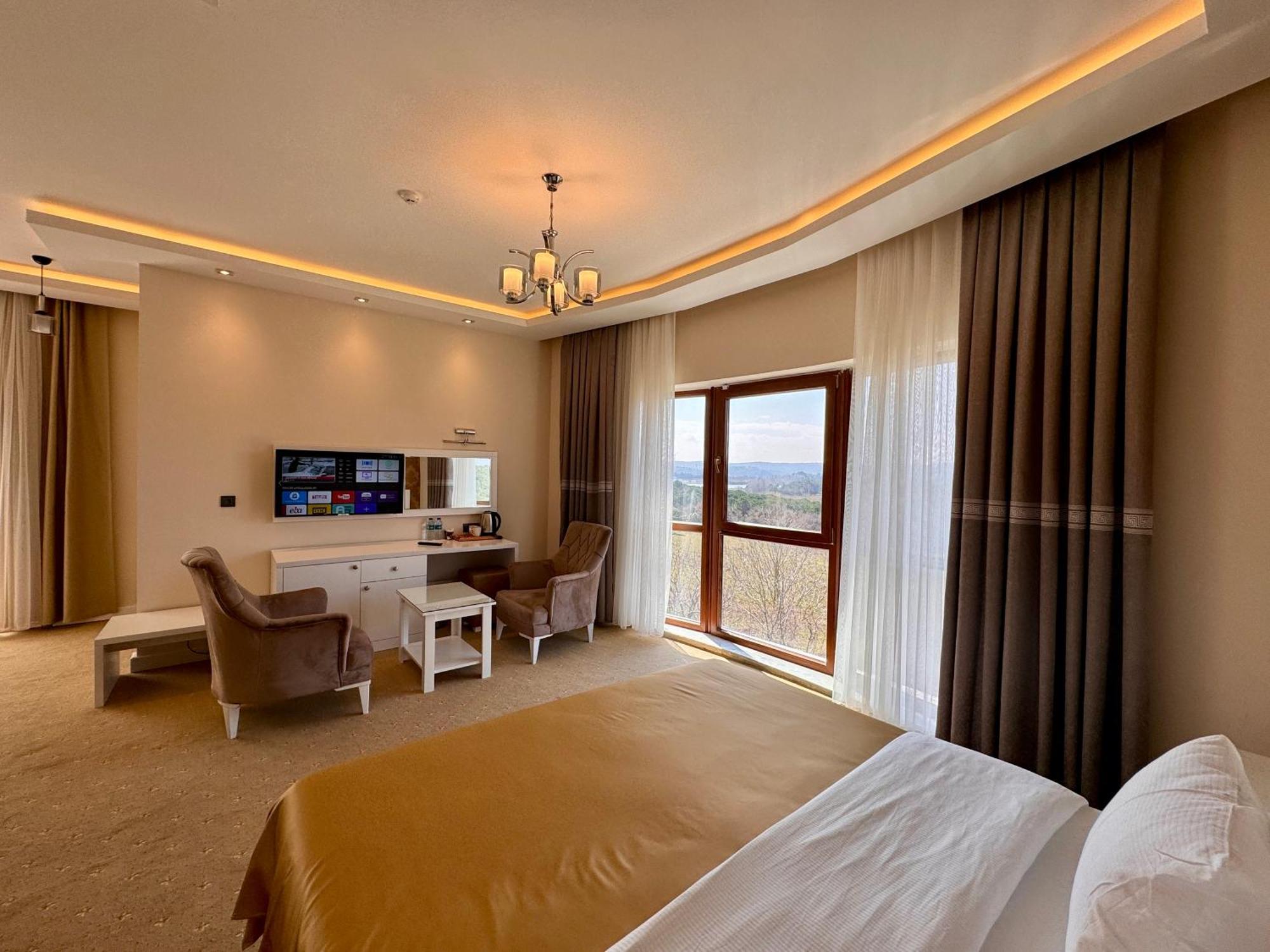 Green Roof Hotel & Spa Terkos Екстериор снимка